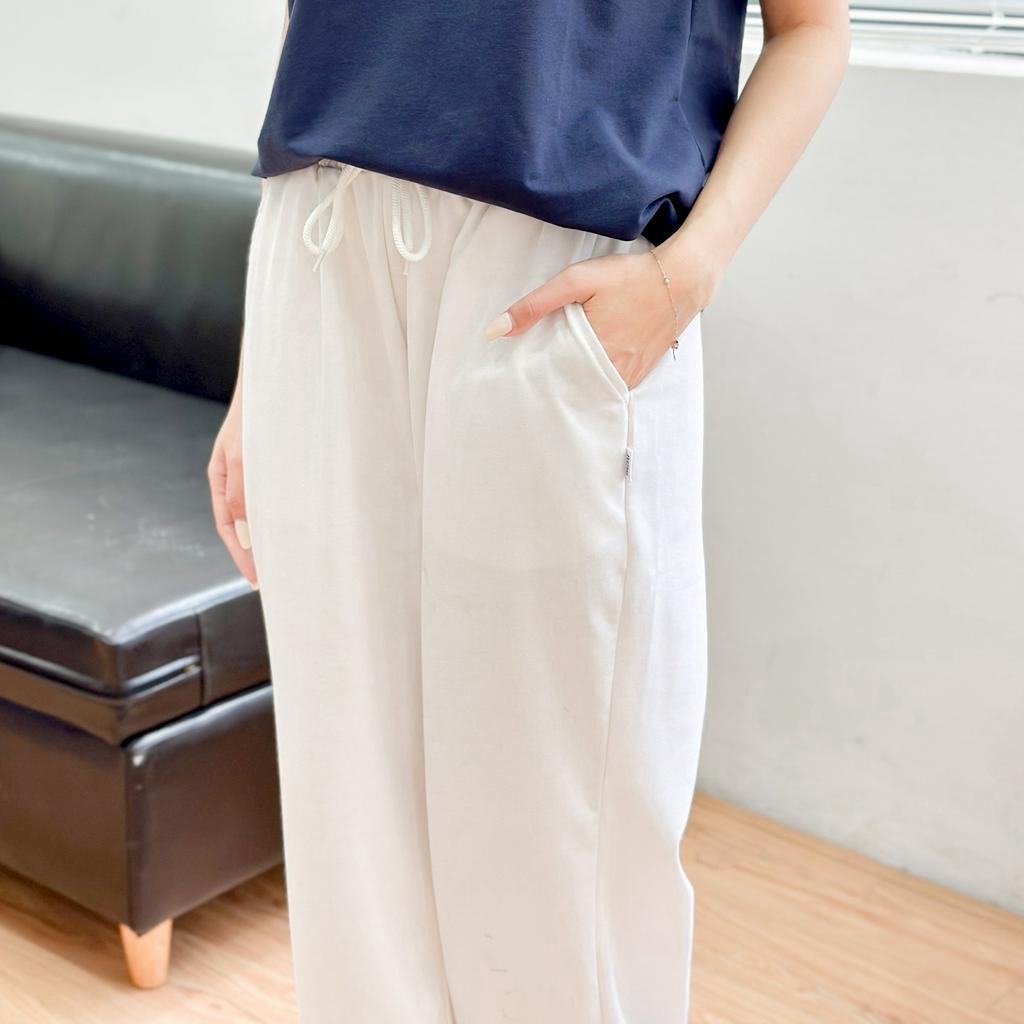 Quần joggers dáng rộng May Boutique Quần jogger nỉ da cá dây rút gấu phong cách Ulzzang QBS22D_108.009