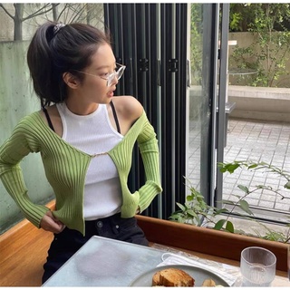 Set áo Jennie len ba lỗ