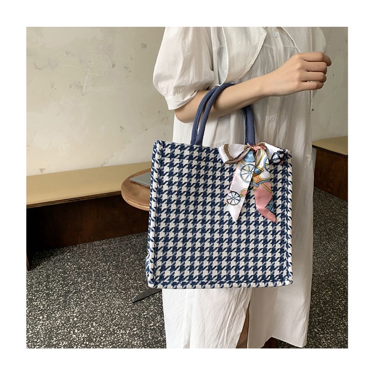 Túi xách tote vải canvas cỡ lớn họa tiết caro đẹp mắt 2022 cho nữ