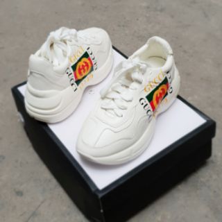 Sneakers độn đế