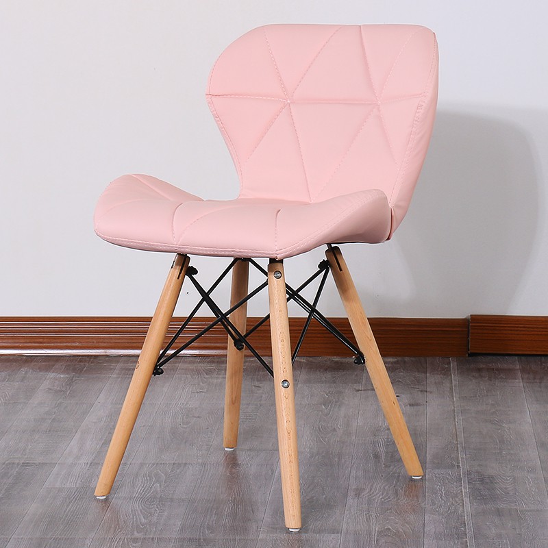 Ghế Eames cánh bướm bọc da chân đan gỗ