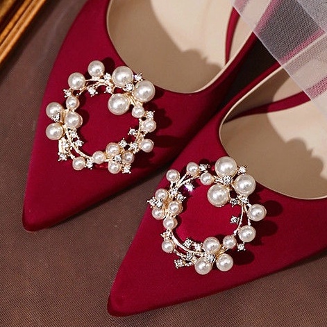 Giày Búp Bê Mũi Nhọn Đính Đá Ngọc Trai Giả Màu Trắng Size 33-44 Thời Trang Cho Cô Dâu