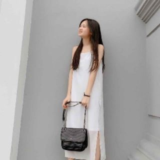 Váy hai dây dáng dài