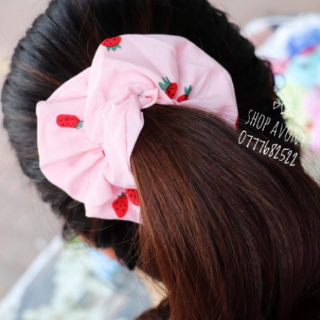 🍓 Cột tóc vải Scrunchies in hình trái dâu 🍓