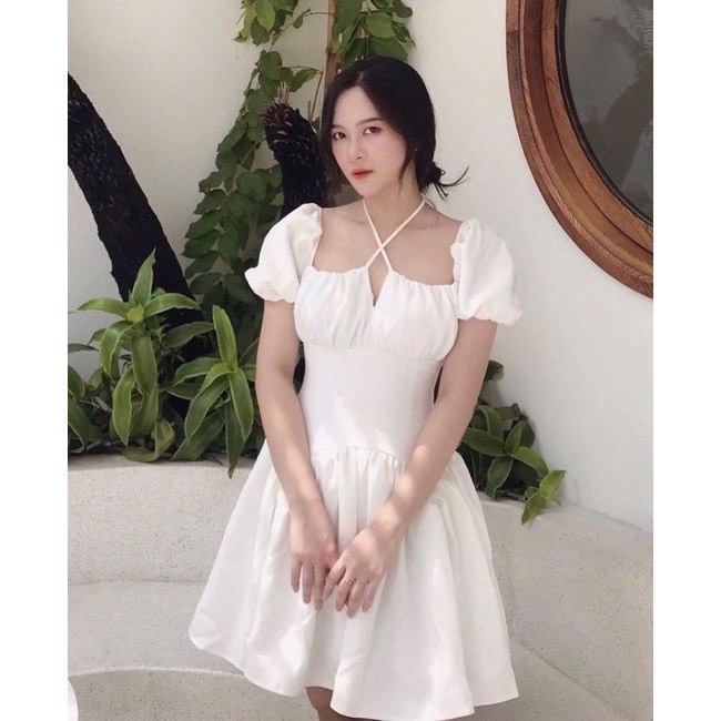 Váy xoè cổ yếm  Chất cực kỳ mềm mướt