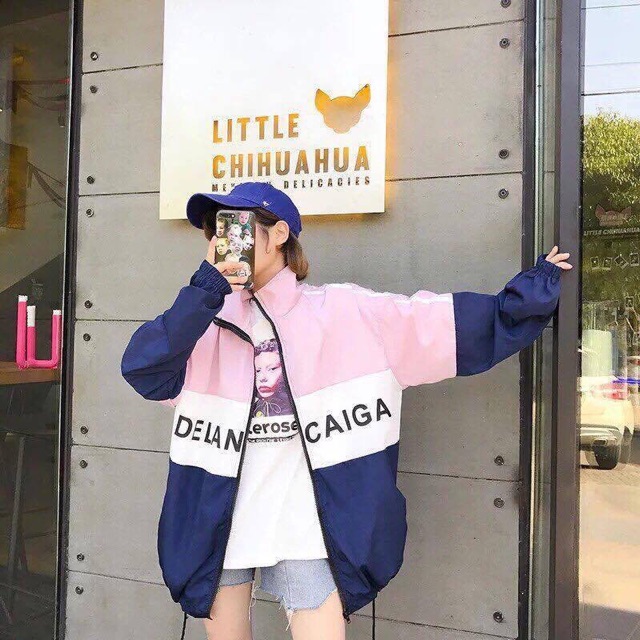 ÁO KHOÁC GIÓ CHẠY VIỀN TAY IN CHỮ