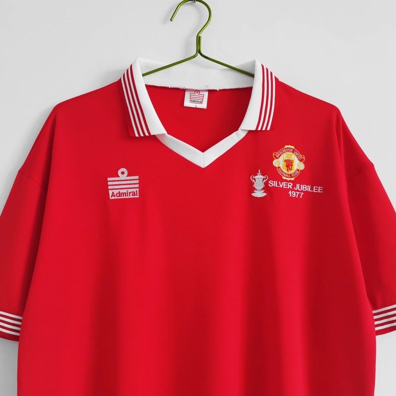 Áo Thun Đá Banh Tay Ngắn Phong Cách Manchester United 1977