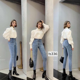 Áo sơ mi trắng tay bồng nữ