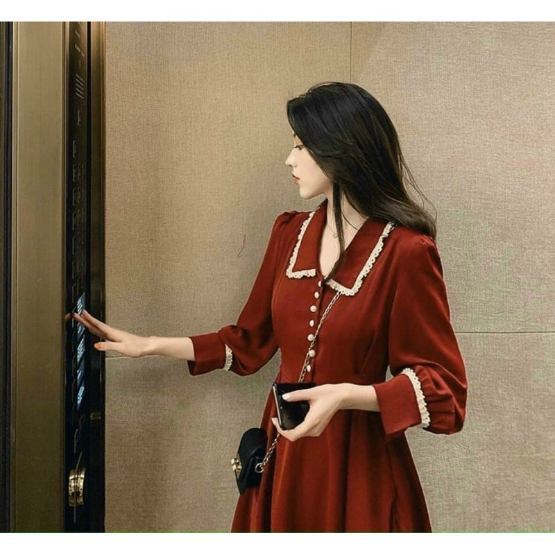 VÁY ĐỎ VIỀN REN