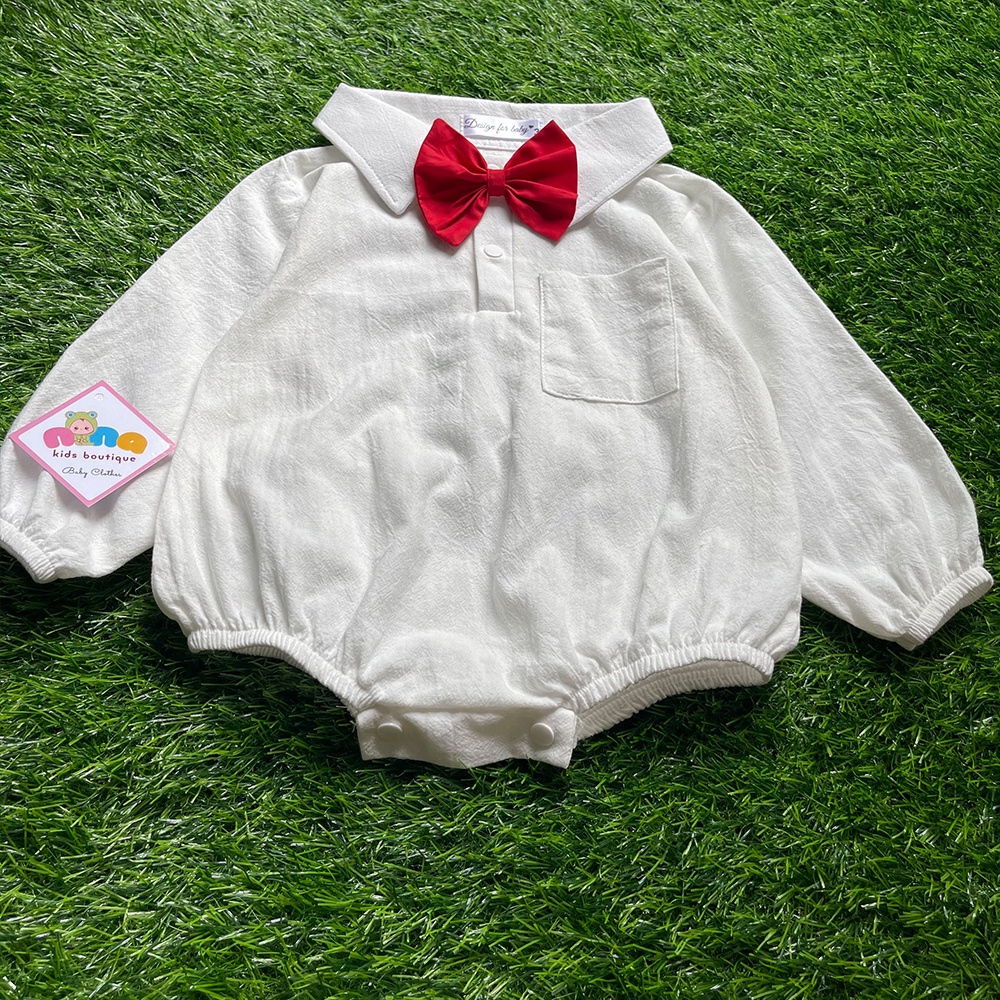 Body dài tay cho bé trai sơ sinh Nina Kids Boutique Đồ em bé trai Size 0 đến 24 tháng Màu trắng Kèm nơ đỏ