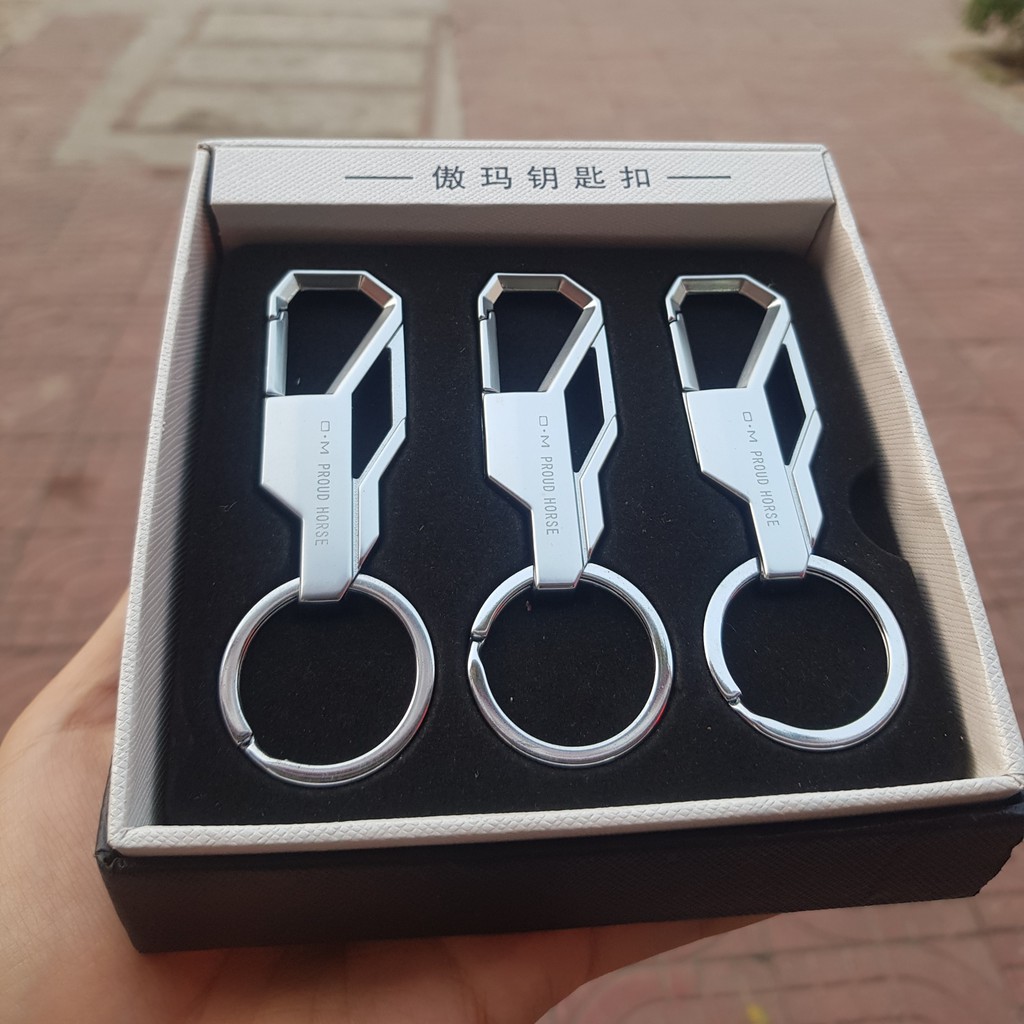 Móc khóa xe máy ô tô đẹp Proud Horse chất liệu inox chốt cài lưng quần MK01
