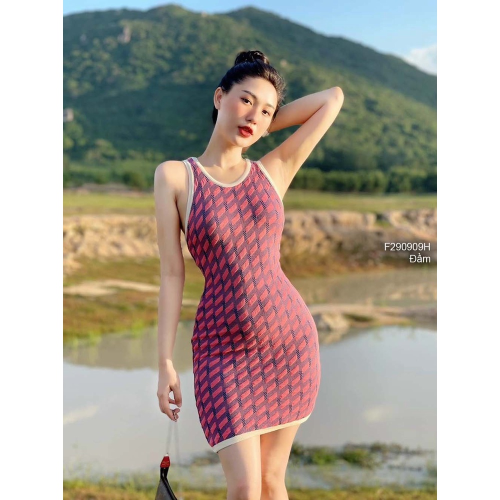 Đầm body sát nách đan dây chéo lưng!