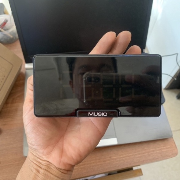 Loa Bluetooth không dây có đồng hồ báo thức, Âm Thanh to và bass êm kết nối điện thoại LapTop