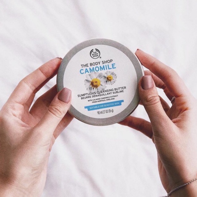 dầu tẩy trang Camomile Sumptuous Cleansing Butter Dầu tẩy trang THE BODY SHOP 200ml