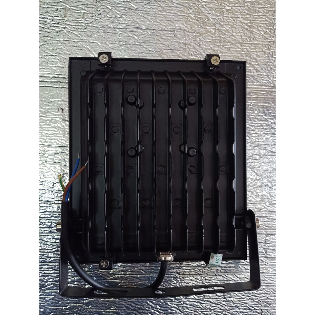 ĐÈN PHA LED 30W Cao Cấp IP66(đủ cống suất)