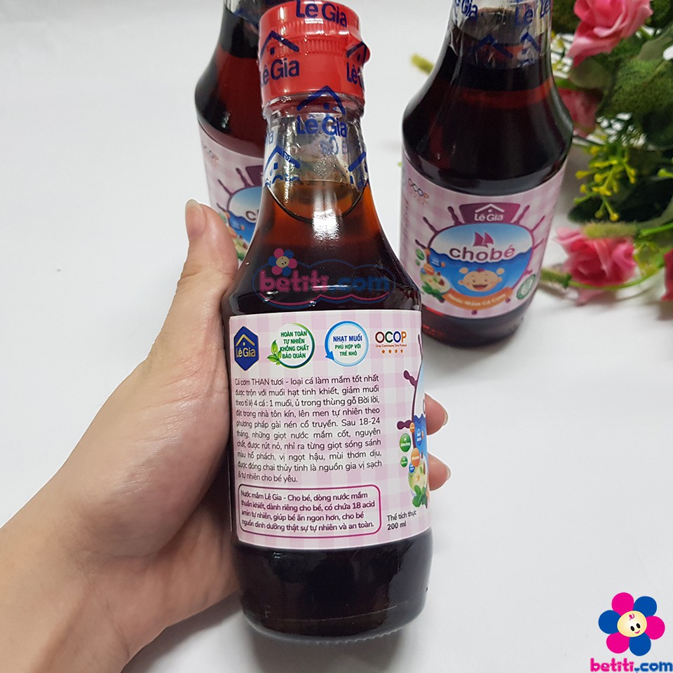 (Chai Lớn) Nước Mắm Cá Cơm Cho Bé Từ 1 Tuổi - Nước Mắm Lê Gia (Chai 200ml) - 8936111850024