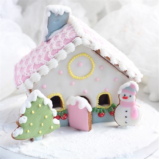 8Pcs Christmas Cookie Cutter Set Gingerbread House Biscuit Cutter Cookie Cupcake Baking