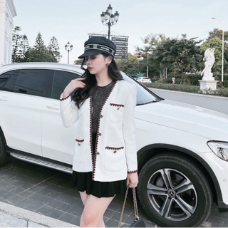 Áo dạ tweed trắng xinh sang