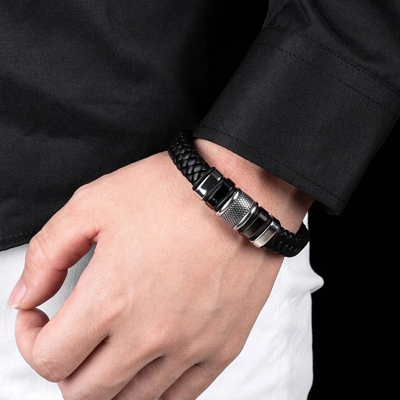 Vòng đeo tay dây da phối thép titan cổ điển cho nam