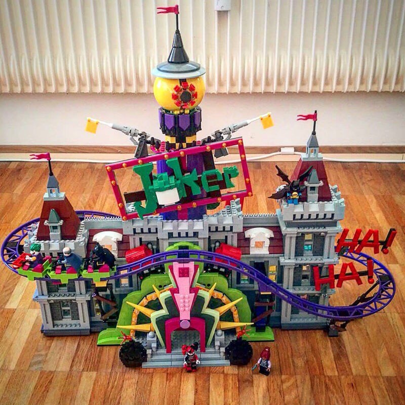 Xếp Hình Lãnh Địa Của Gã Hề Ma Quái Joker Eagle 660301