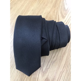 Cà vạt đen vân chéo chìm basic