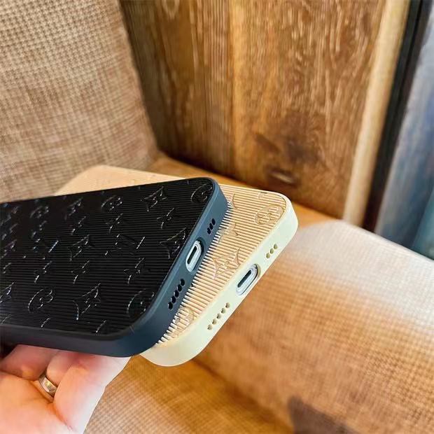 Ốp điện thoại da in nổi logo LV sang trọng cho IPHONE 11 PRO MAX I11 11PRO IX XS XR XS MAX 7PLUS 8PLUS 7 PLUS 8 PLUS XSMAX