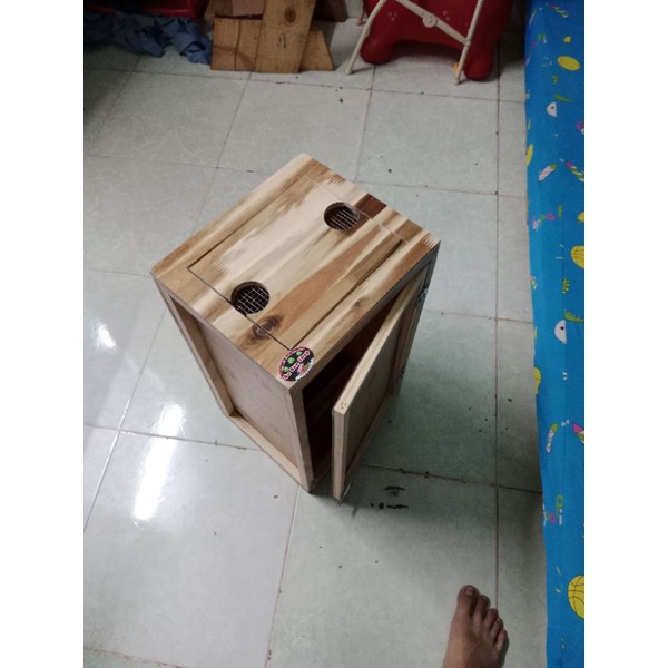 Chuồng nuôi bò sát gỗ ghép và mica KB9 D35 R25 C50cm