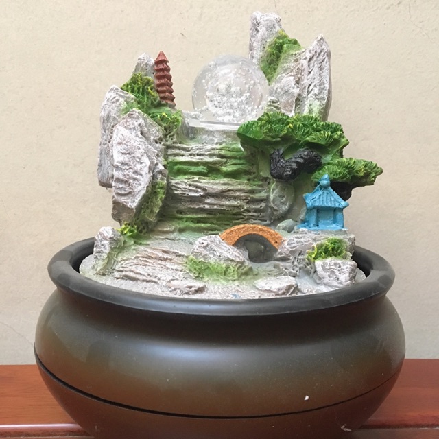 Thác nước phong thuỷ tiểu cảnh (Tặng kèm máy bơm nước)