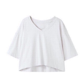 Áo thun croptop cổ V