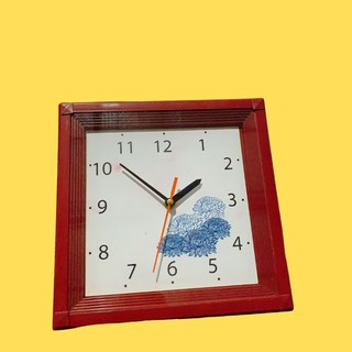 Đồng hồ treo tường chạy pin con thỏ - Đồng hồ vuông treo tường hoa decor