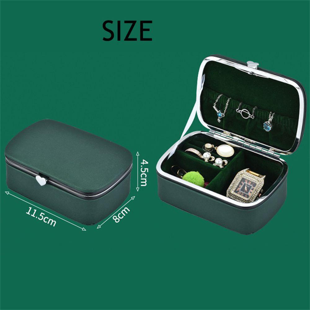 Hộp Đựng Trang Sức Tiện Dụng Khi Đi Du Lịch