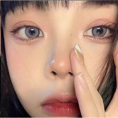 Kính áp tròng Colorhunter Dùng 1 Năm 14.0mm 0 - 8 Độ 1 cặp NNZ