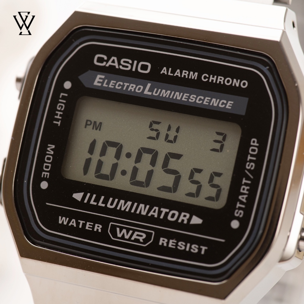 Đồng Hồ Điện Tử Nam Casio WATCHSTORE A168WGG-1ADF Thiết Kế Mặt Kính 36mm, Vỏ Nhựa, Dây Kim Loại Chắc Chắn