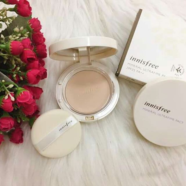 PHẤN PHỦ SE KHÍT LỖ CHÂN LÔNG INNISFREE NO SEBUM BLUR PACT