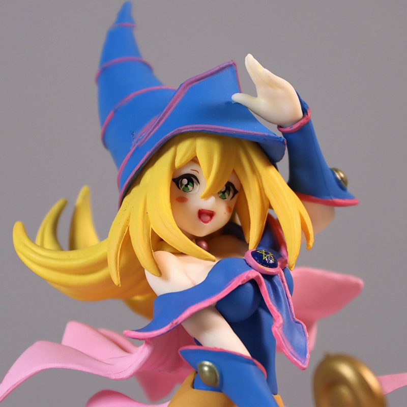 Mô hình nữ phù thủy bóng đêm siêu nét trong yugioh