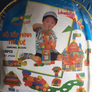 Đồ chơi xếp hình