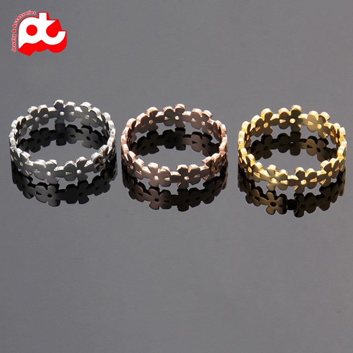 Nhẫn titan nữ cỏ 5 lá đặc cách điệu cao cấp thép không gỉ titanium