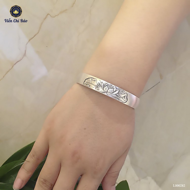 Kiềng bạc nữ VIỄN CHÍ BẢO hoa sen khắc bát nhã - L000282