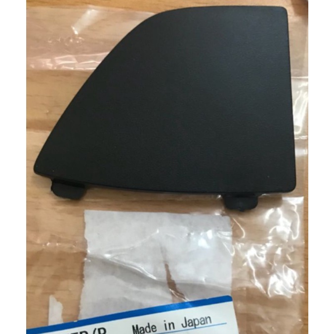 Tam giác che lưới gió Mazda 3 FL 2017-2018