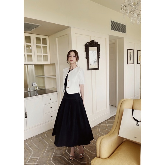 Áo Blazer nữ ngắn tay ANOIR HIU design , áo khoác 2 lớp thiết kế cao cấp sang trọng con gái H.I.U ROOM | BigBuy360 - bigbuy360.vn