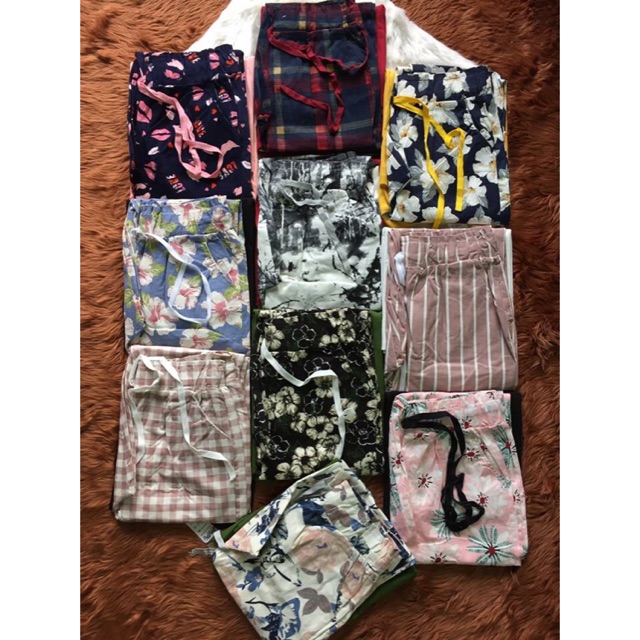 Sét áo thun quần kaki hoa(hàng bao đổi trả nếu ko giống hình)