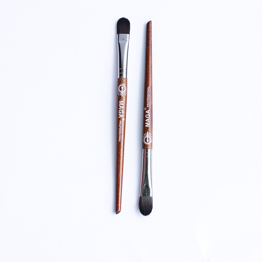 Cọ Đánh Phấn Mắt Lớn MAGA SHADER BRUSH - LARGE 09