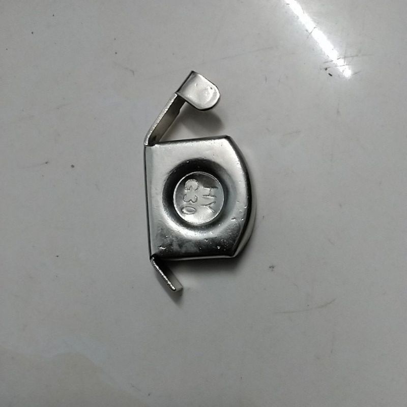 ke nam châm ( cữ nam châm)