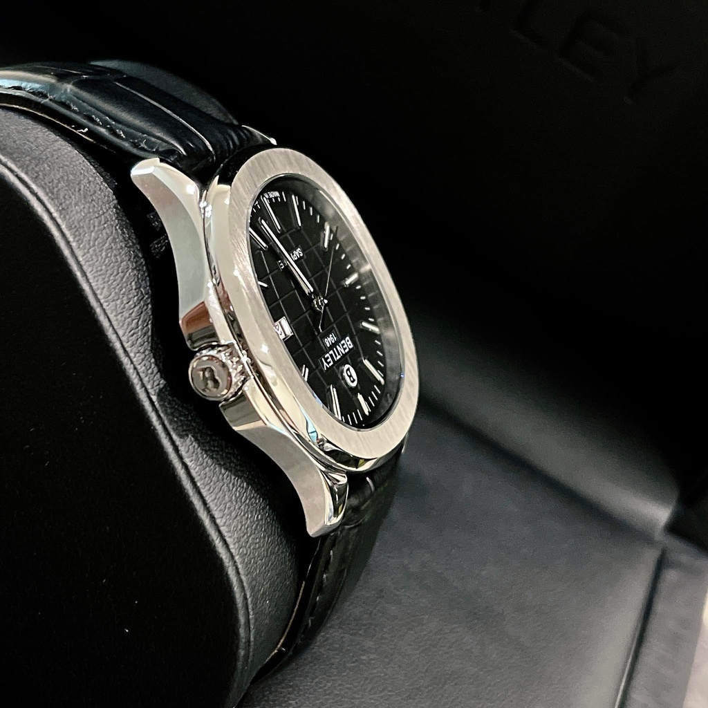 Đồng hồ nam vuông Bentley BL1869 - Mặt đen viền bạc dây da đen