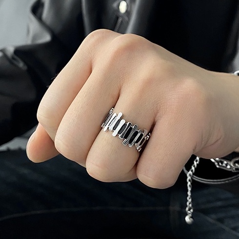 Nhẫn Han Ring Hình Mảnh Ghép Thời Trang Nam Nữ Phong Cách Basic Merin Màu Bạc Đẹp Cao Cấp Chất Liệu Titan Không Gỉ