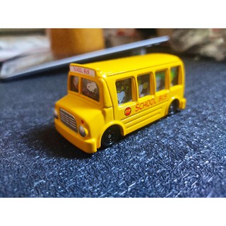 xe mô hình Tomica- Snoopy School bus