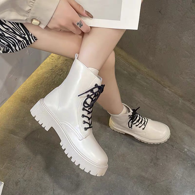 XẢ KHO (S99) Bốt nữ dây buộc trước đế răng cưa 4 phân (mã 219-2)