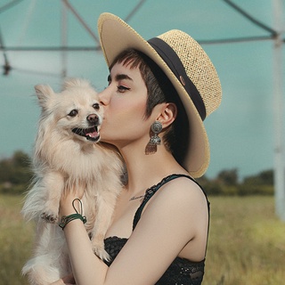 Mũ rơm thanh lịch cho thời trang đi biển mùa hè dành cho nữ