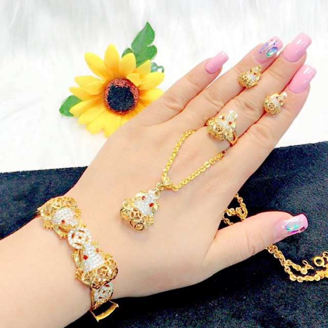 Set bộ trang sức kiểu con cóc ngậm đồng tiền màu vàng 18 cao cấp