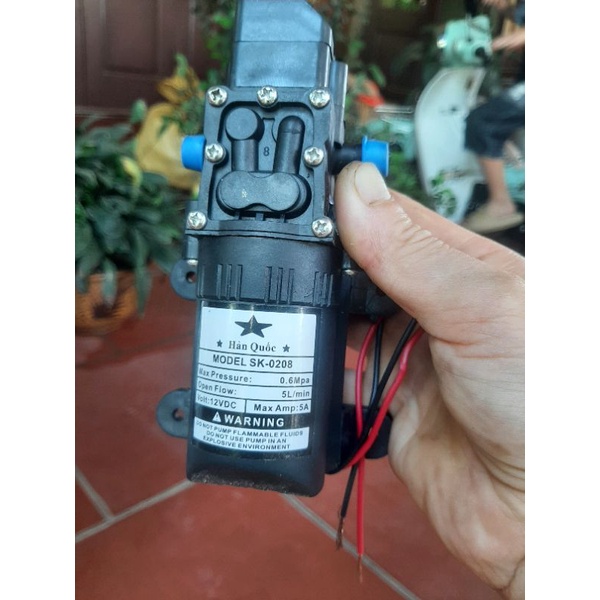 Máy bơm tăng áp mini 12v  SK - máy bơm phun sương 12v